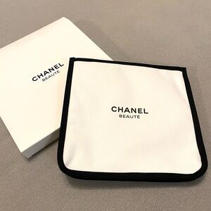 Chanel Square Makeup Pouch, Special Gift From Chanel Beauty Counter